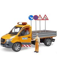 Bruder_Mercedes_Benz_Sprinter_met_Bestuurder_en_Accessoires_2