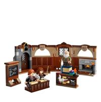 LEGO_Harry_Potter_Kasteel_Zweinstein_toverspreukenles___76442_1