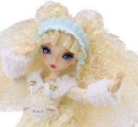 Mirror_Mi_modepop_Shai_Meadows_met_accessoires_2