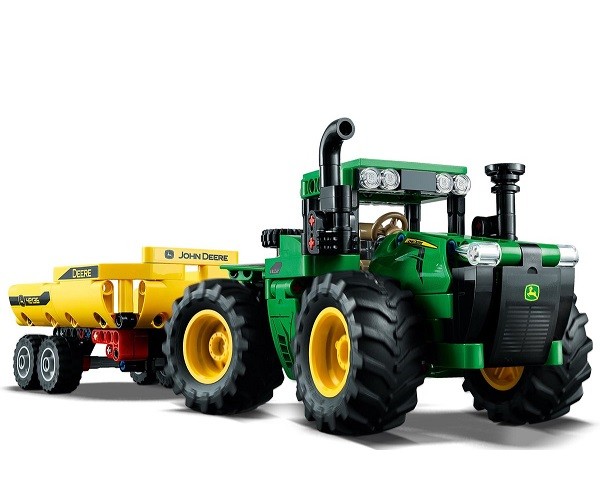 Lego Technic John Deere 9620R 4WD Tractor